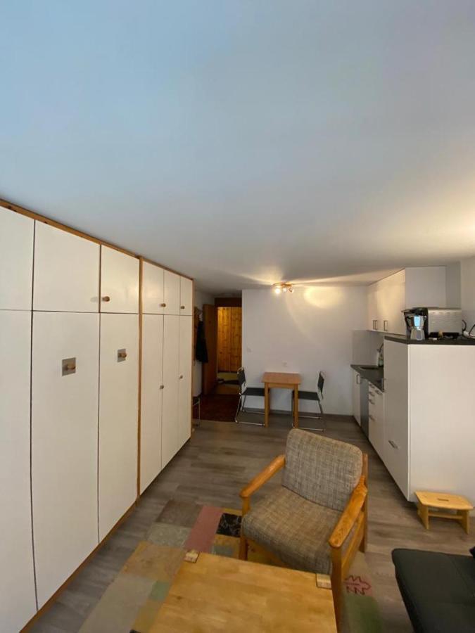 Lovely 1-Bedroom Apartment In The Heart Of Davos Exterior photo